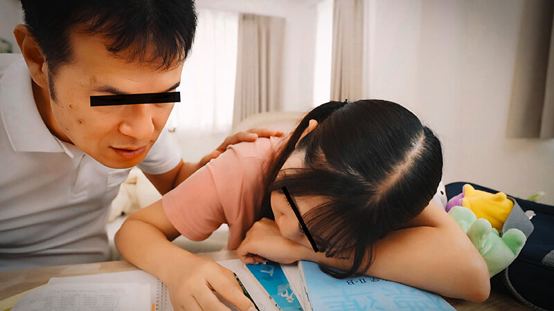 【ドラマ】 【幼い顔に似合わず胸のふくらみが誘ってると勘違いしてしまいました】家庭教師をしていた教え子の大事な入試の直前に…配信限定04 (h_1596dg00502)
