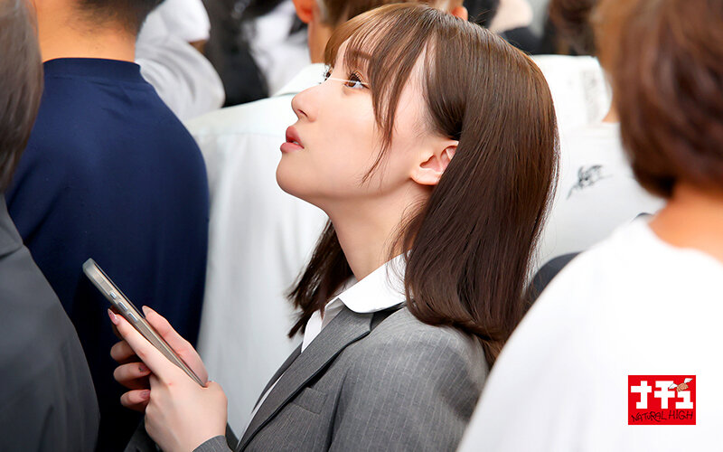 【ハイビジョン】 パンスト穴あけ指入れ羞恥でねっとり膣内をほじられ本気汁が滴るほど感じまくる美脚女3 美白デカ尻OL (1nhdtc04101)