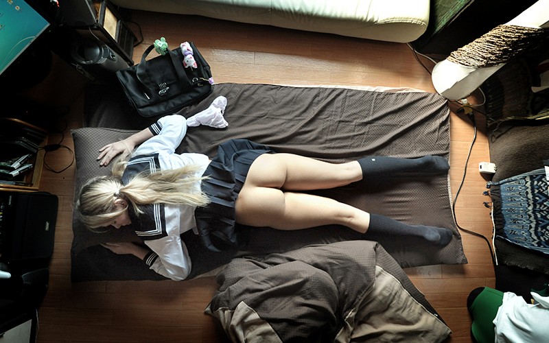 【単体作品】 愛しのミアちゅわ～ん！ ある時は女学生…そしてまたある時はギャル…その正体はポルノスター？ ミア・楓・マルコヴァ (h_113ss00149)