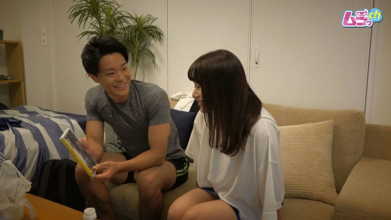 【ハイビジョン】 カップル盗撮 友人関係の男女がふたりきりで女性向けAVを見たらエロい雰囲気に流されそのままセックス (h_1534grmr00008)