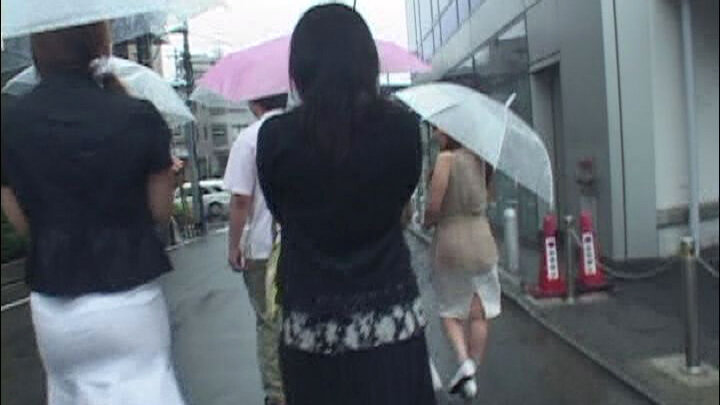【熟女】 「SEXなんて10年ぶりよ～」40代～60代おばさんが息子ぐらいの若い男を逆ナンパ4時間 (prmj00281)