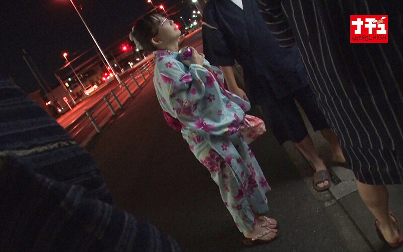 評価 【カーセックス】帰宅中の車内で大人に乳首をいじられ怯えて寝たふりしながら発情しだすおチビさん 推定146cm デカ尻娘 （1nhdtc20402）の画像