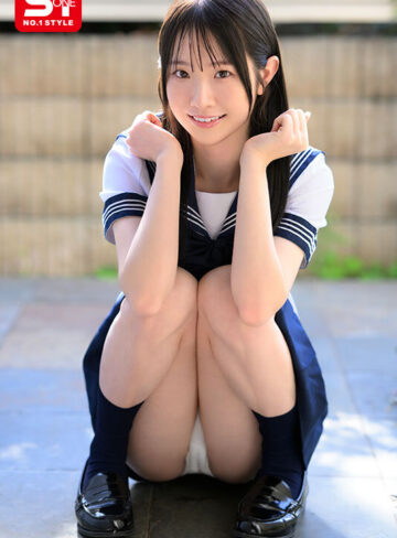 ちょっと前までプロレスごっこしてたガキの妹が最近やたらパンチラしてくる。兄ちゃんどうする…？ GOする！？ 白上咲花