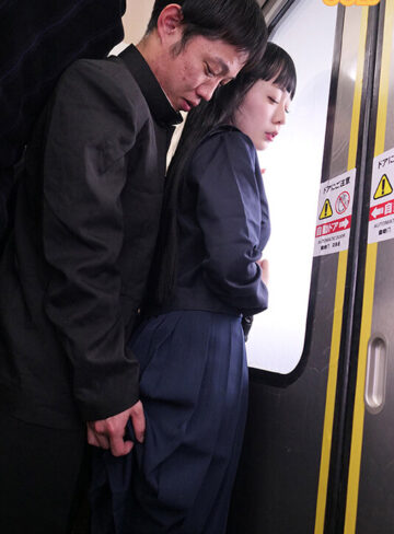 電車通学中こっそり中出しさせてくれるクラスメイトの黒井さん 実写版 累計10万部越えの人気コミックを実写化！
