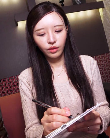 【人妻崩壊】「あはははっ！ちょっと先生、そこはマッサージじゃないって！ひゃはははっ！」欲求不満の人妻・若林ゆりなが自称国家資格保有者の餌食に。明るい笑顔が絶叫に変わる30分。